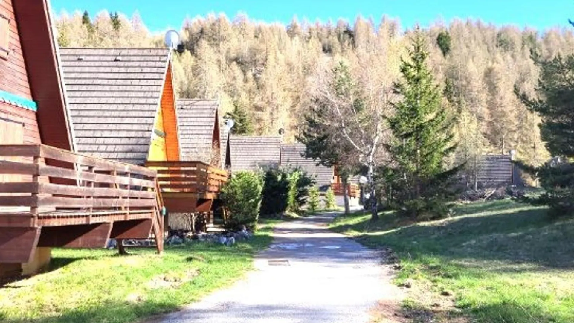 Chalet 3 Pieces Pour 6 Personnes A La Joue Du Loup, Proche Pistes Et Commerces - Fr-1-504-620 Le Devoluy